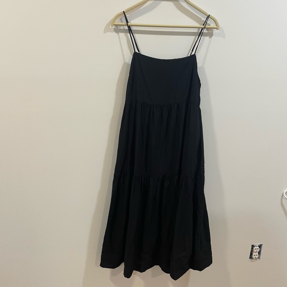 Abercrombie & Fitch Black Midi Tiered dress